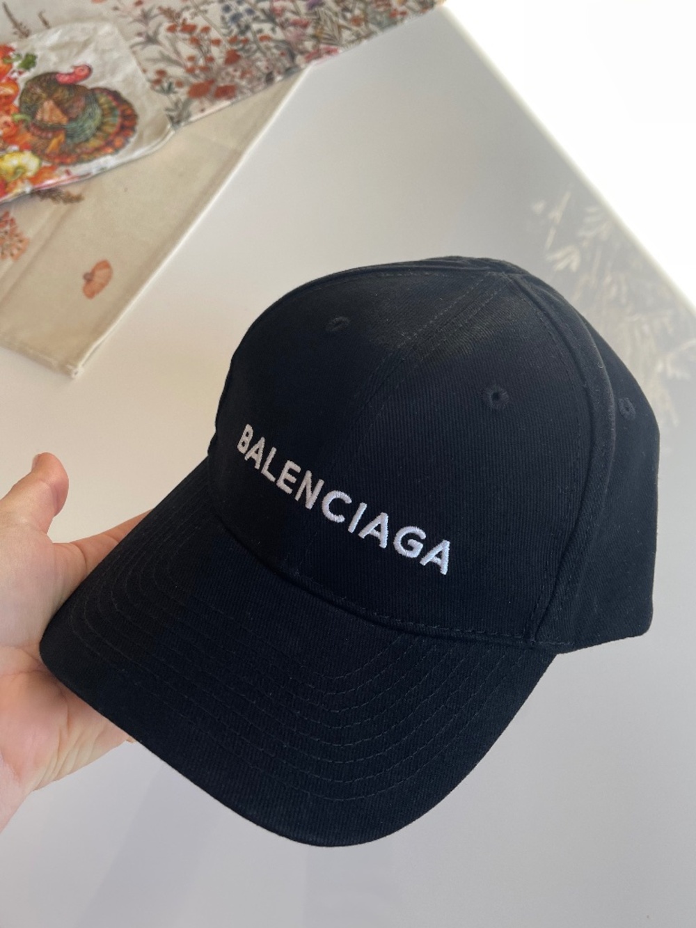 Balenciaga Black Hat - Picture 3 of 9
